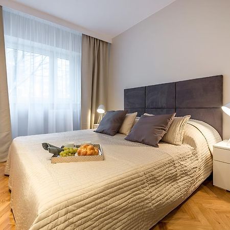 P&O Apartments Emilii Plater วอร์ซอ ห้อง รูปภาพ