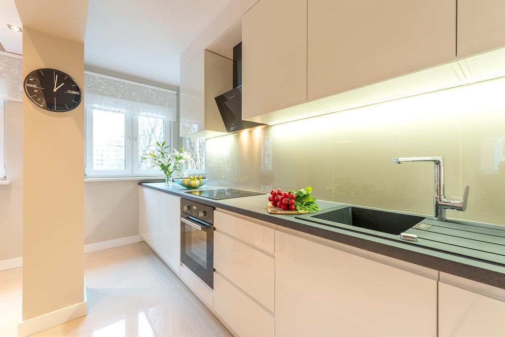 P&O Apartments Emilii Plater วอร์ซอ ภายนอก รูปภาพ