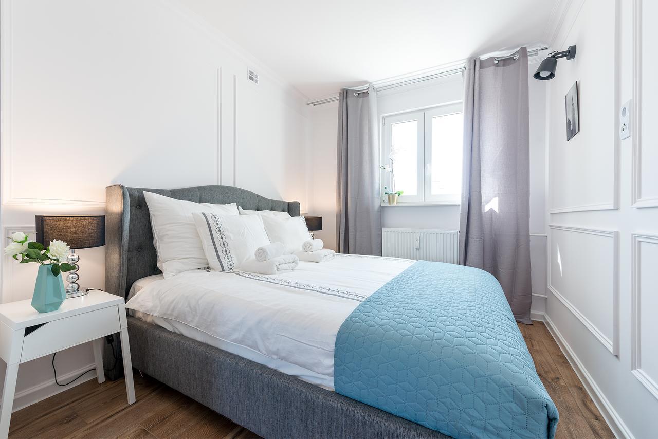P&O Apartments Emilii Plater วอร์ซอ ภายนอก รูปภาพ